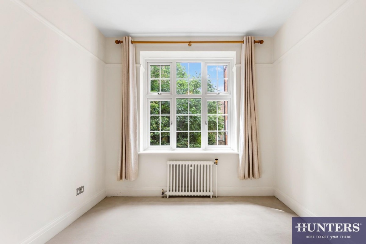 Vernon Court, Hendon Way, London, NW2