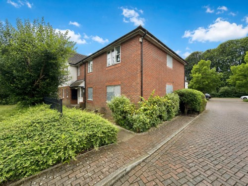 Reid Close, Hayes