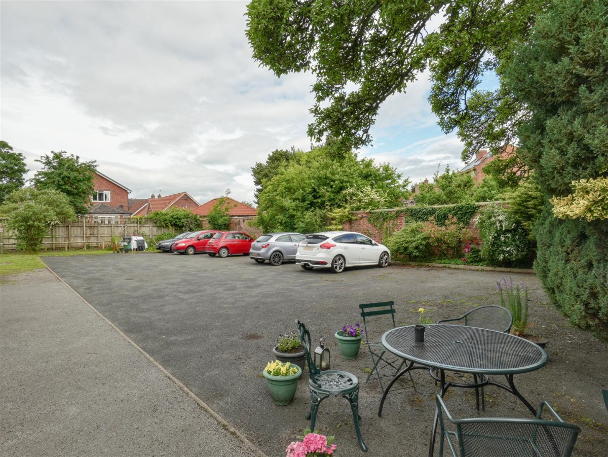 Long Street, Easingwold, York, YO61 3HY