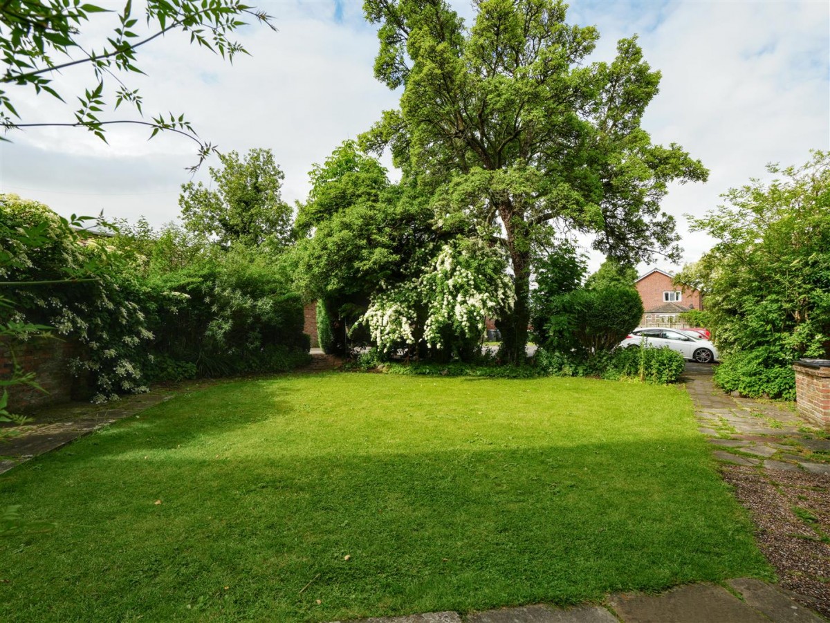 Long Street, Easingwold, York, YO61 3HY
