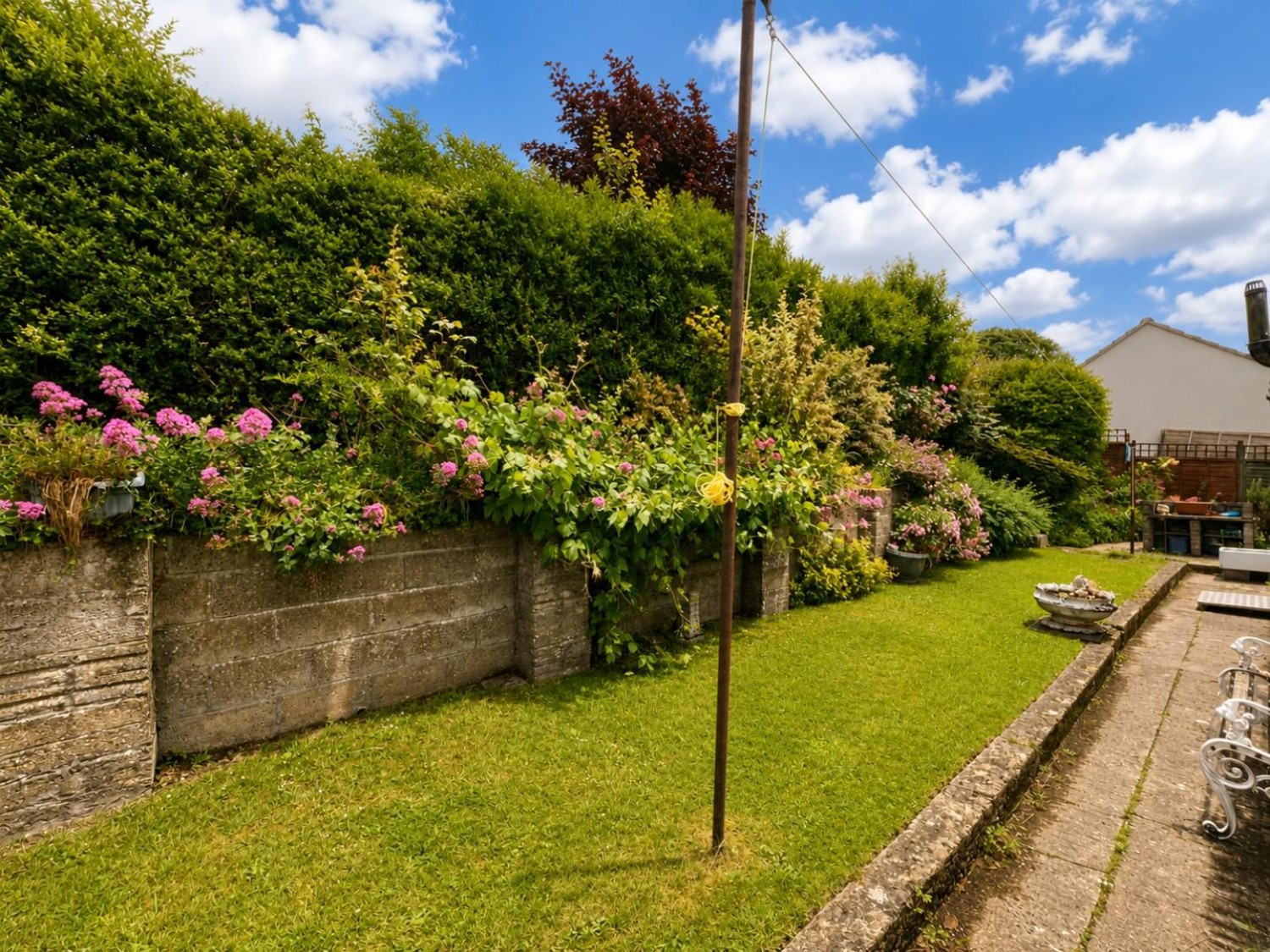 Orchard Leaze, Dursley