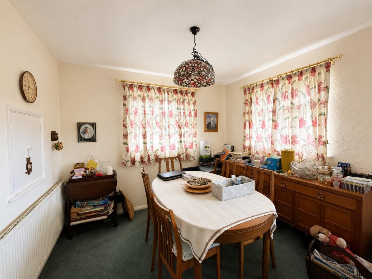Orchard Leaze, Dursley