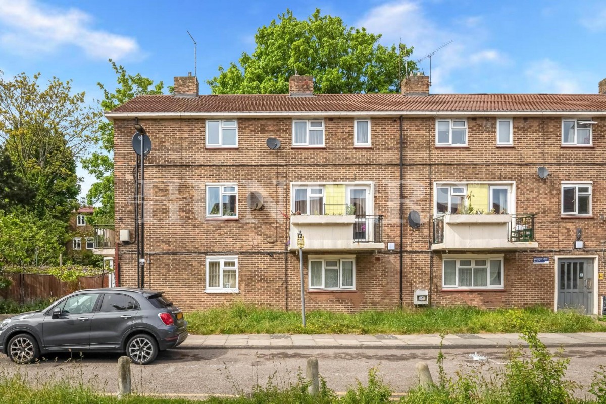Lawrence Close, London