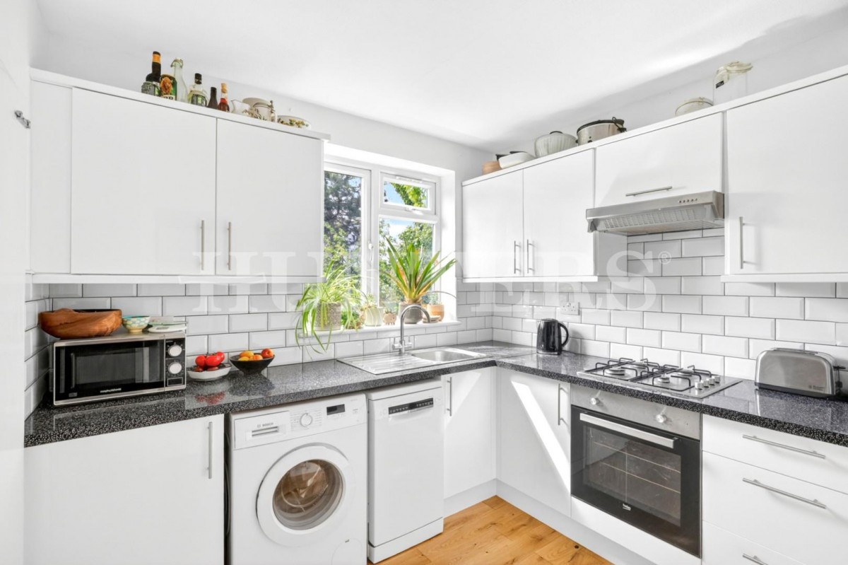 Lawrence Close, London