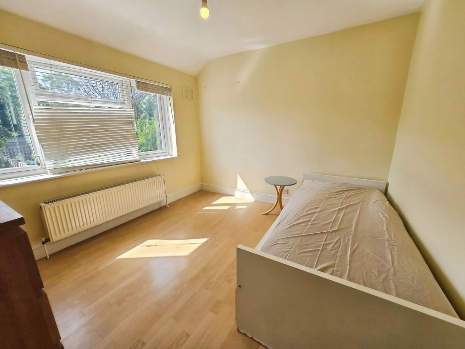 Rossall Crescent, London