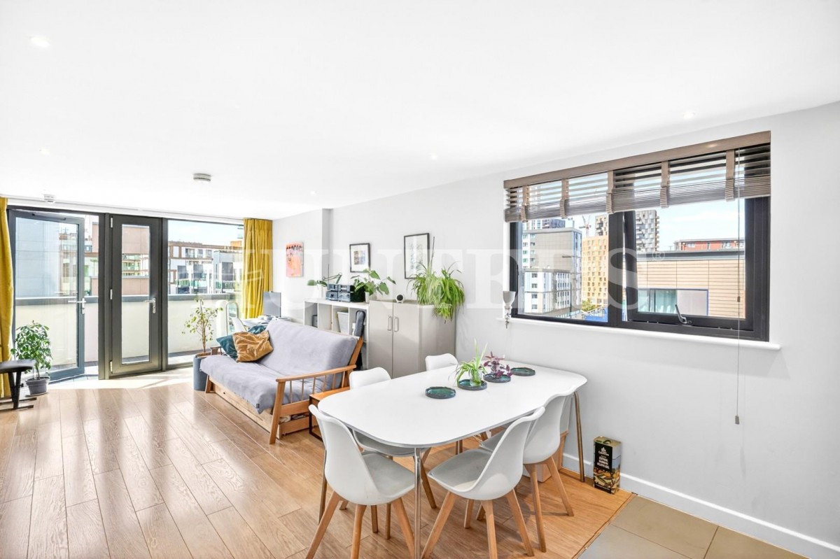 Egret Heights, Tottenham, N17