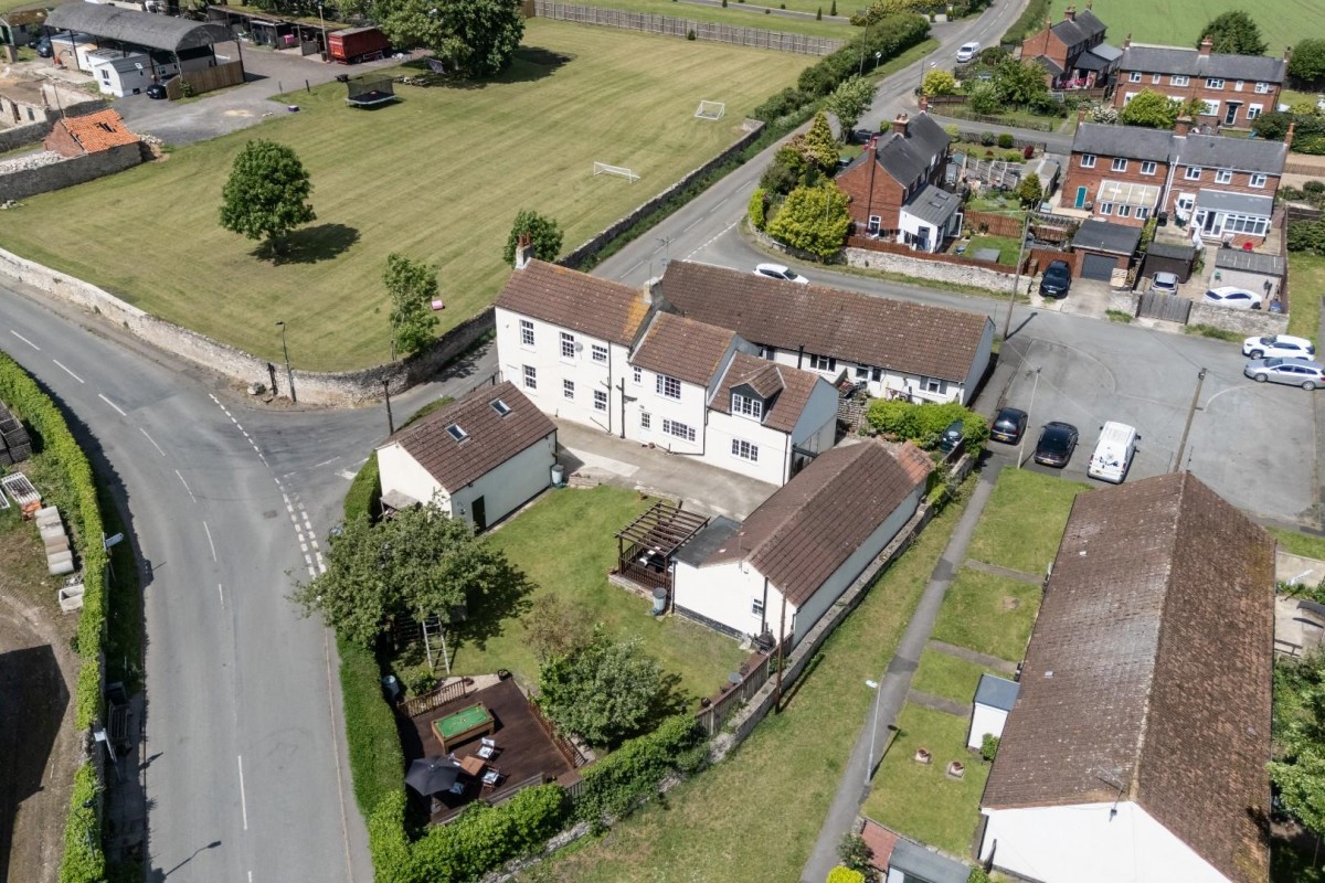 Northfield House, Womersley