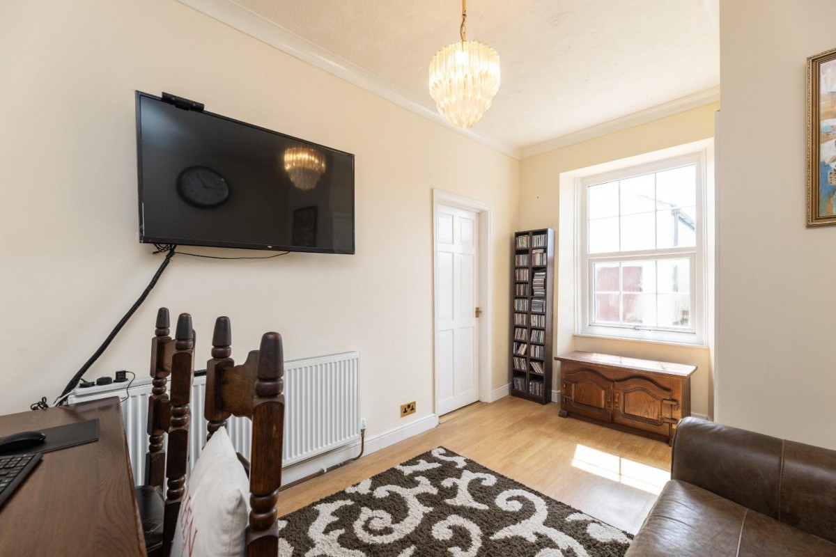 Northfield House, Womersley