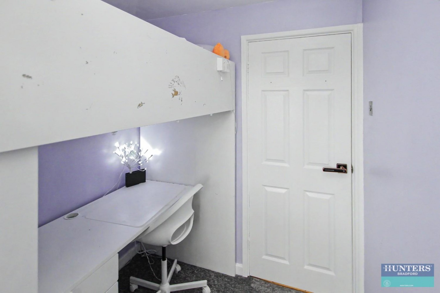 Winnard Row, Off Birch lane, Bradford, BD5 8NZ