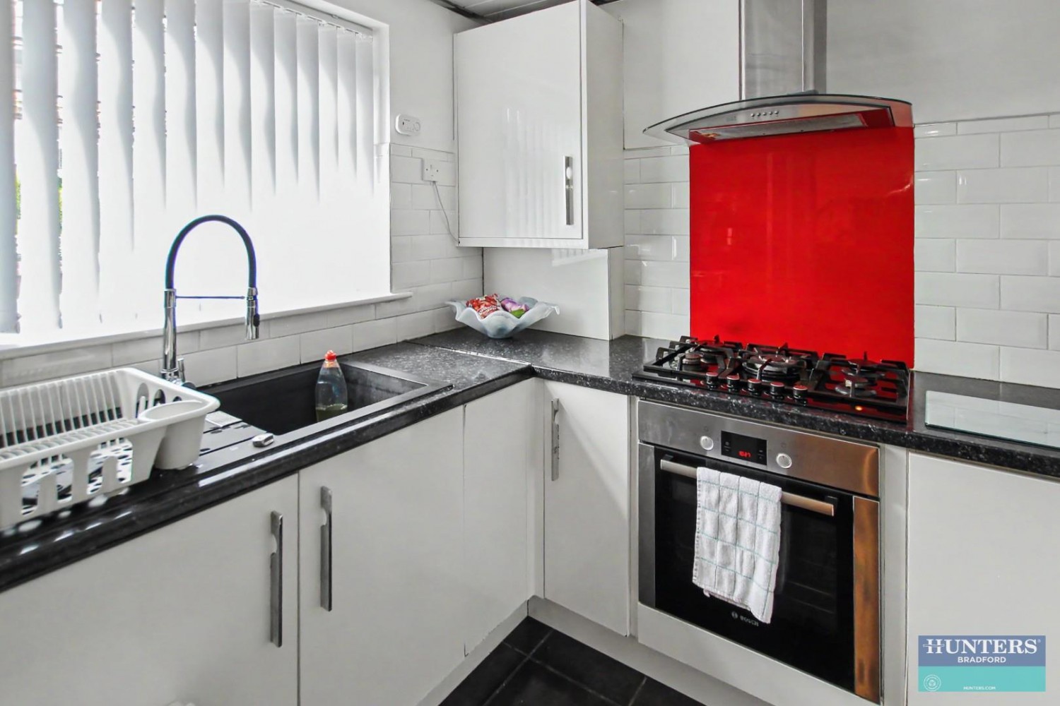 Winnard Row, Off Birch lane, Bradford, BD5 8NZ