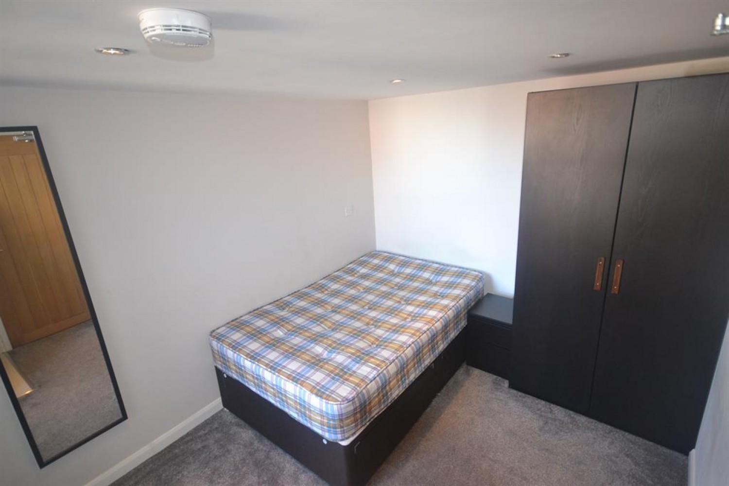 Prince Of Wales Avenue, Reading, RG30 2UR