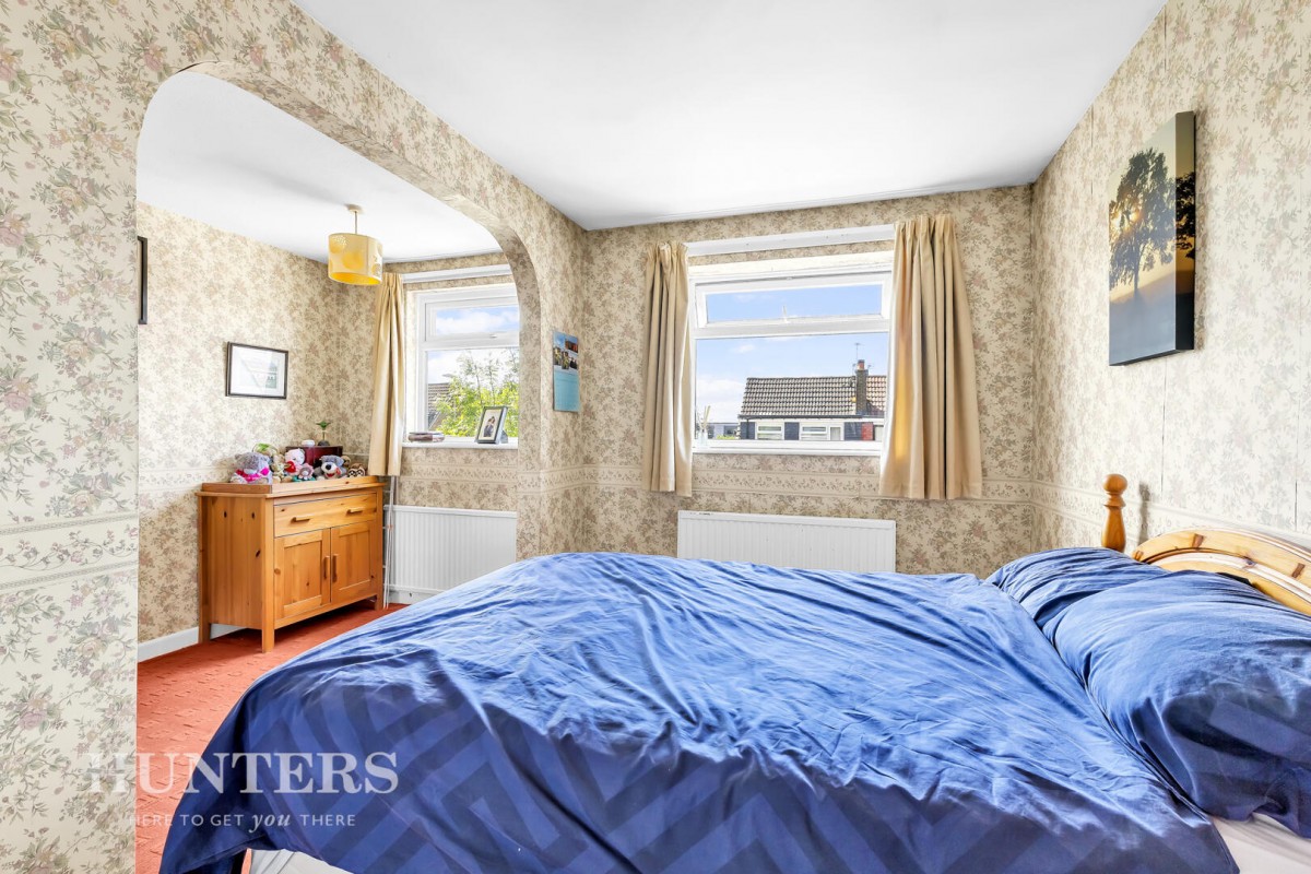 Chichester Close, Smithy Bridge OL15 8QL