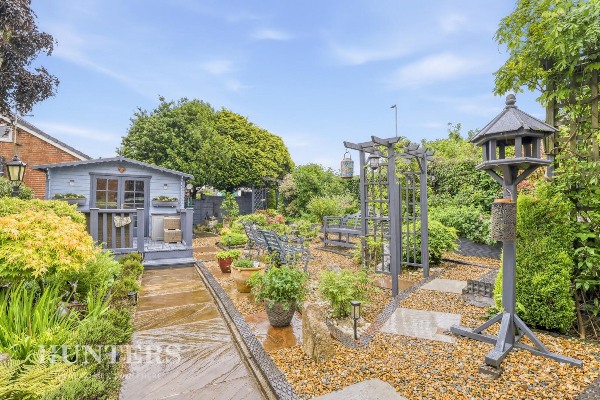 Ashfield, Milnrow Road, Hollingworth Lake, OL15 0BN