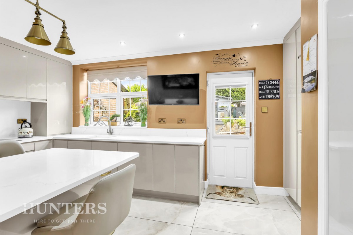 Ashfield, Milnrow Road, Hollingworth Lake, OL15 0BN