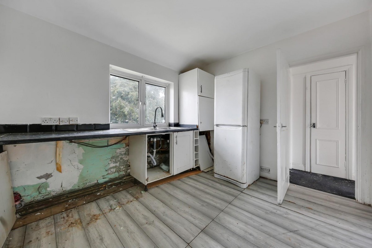 Bentry Road, Dagenham, RM8
