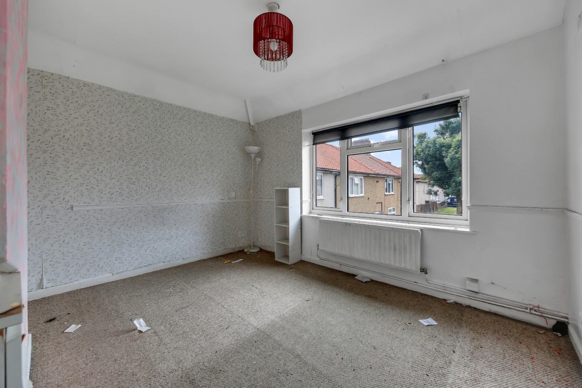 Bentry Road, Dagenham, RM8