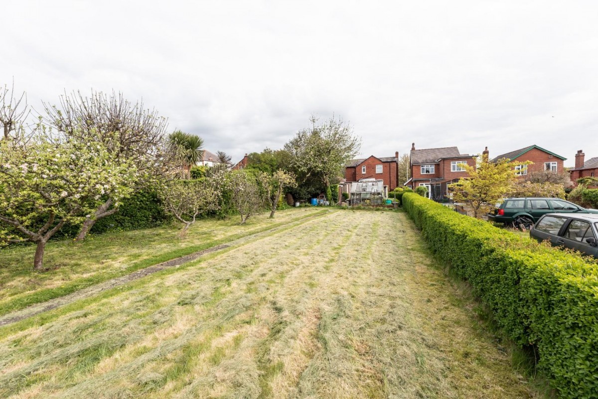 Leeds Road, Allerton Bywater, Castleford