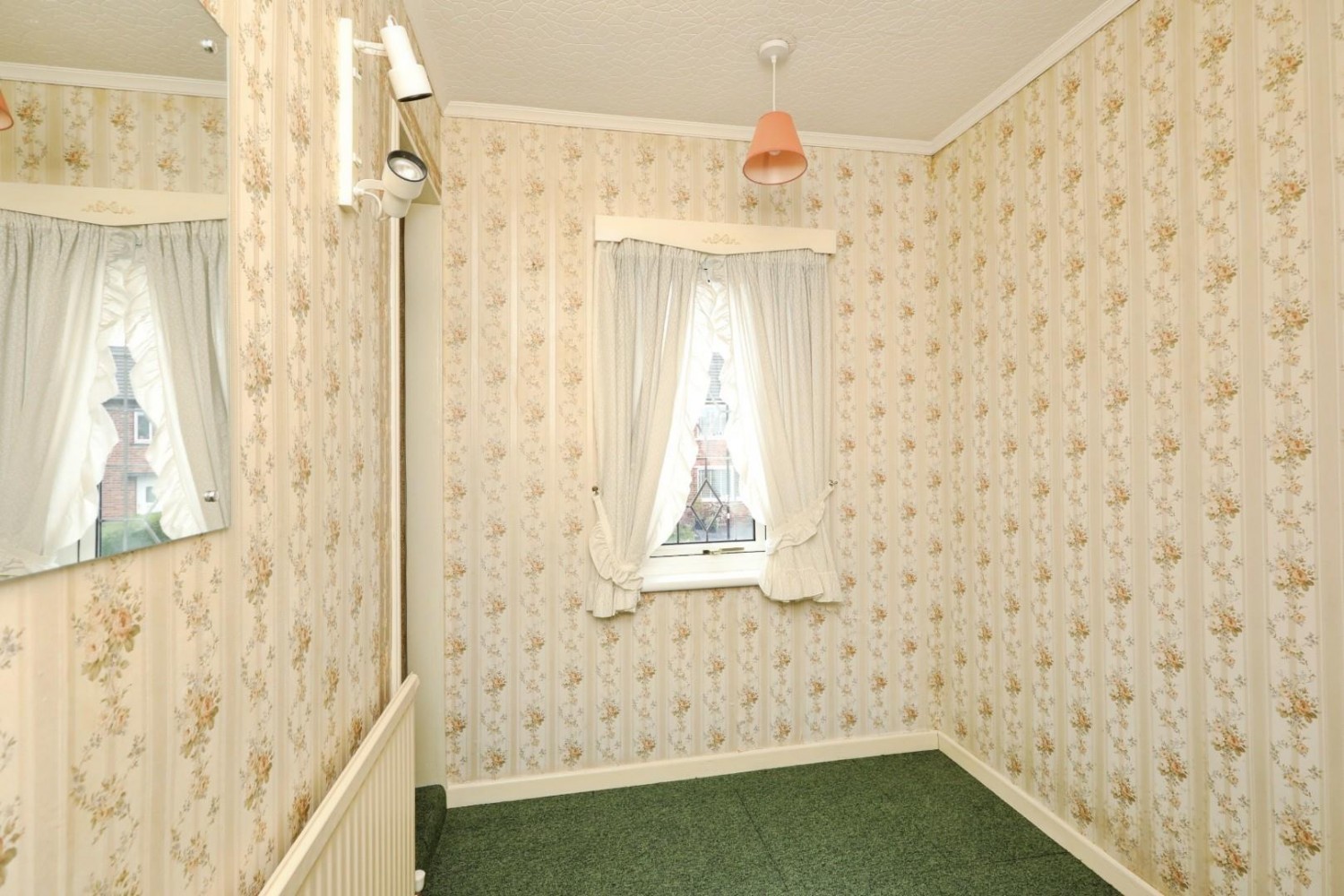 Lamb Hill Close, Sheffield, S13 8FU