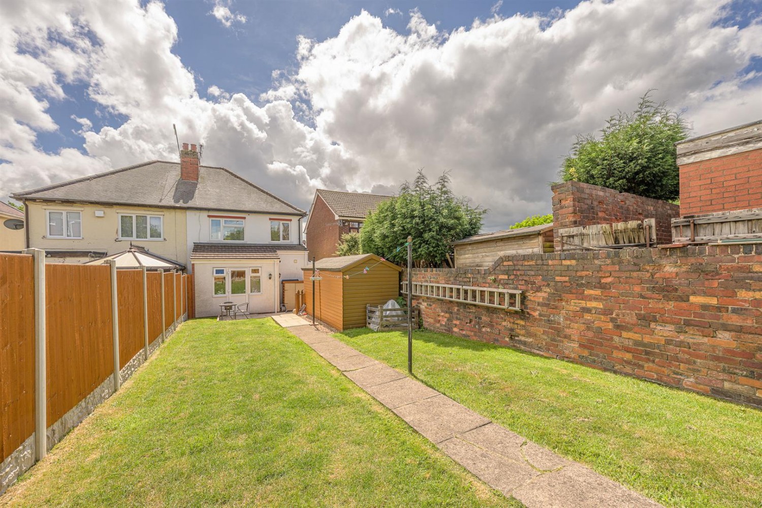 Corbyns Hall Road, Brierley Hill, DY5 4RA