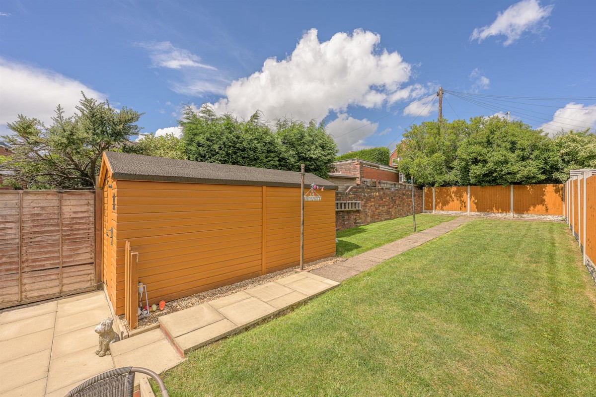Corbyns Hall Road, Brierley Hill, DY5 4RA