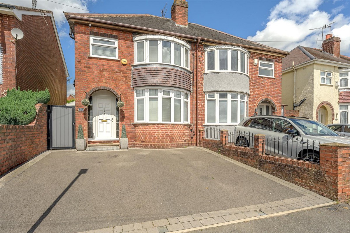 Corbyns Hall Road, Brierley Hill, DY5 4RA