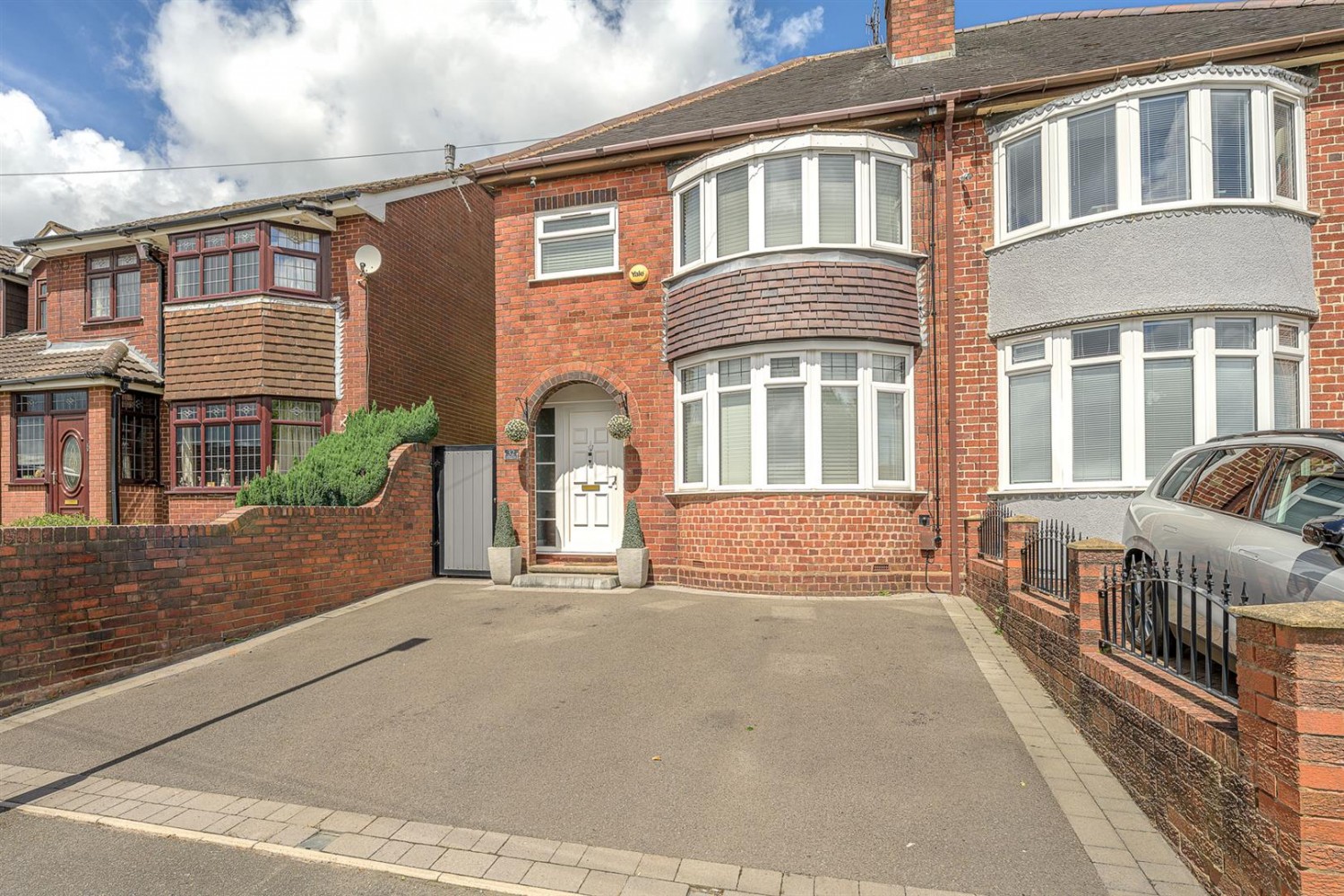 Corbyns Hall Road, Brierley Hill, DY5 4RA