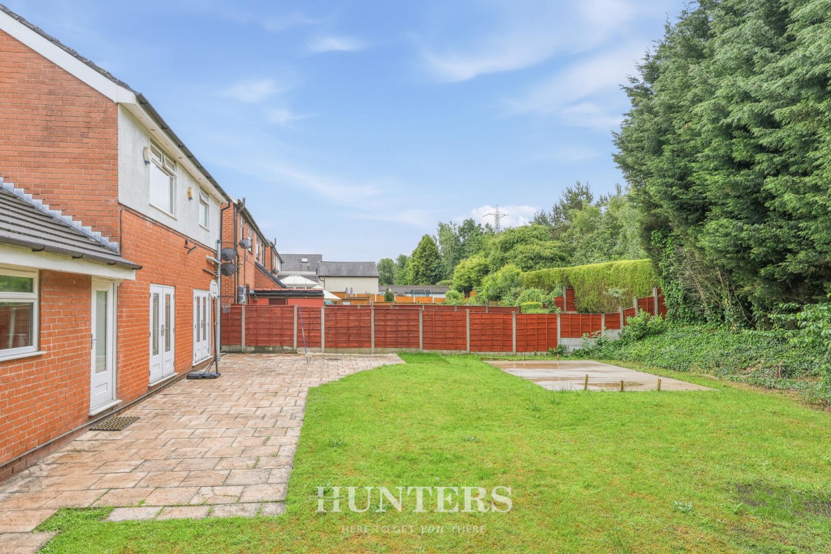 Mossway, Alkrington, Manchester, M24