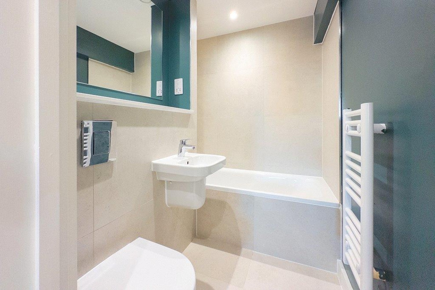 7 Spinners Way, Manchester