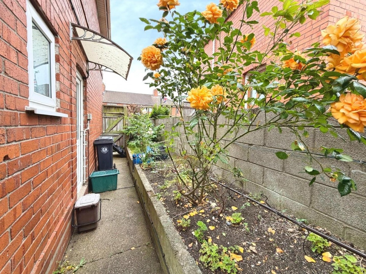 Bideford Crescent, Bristol