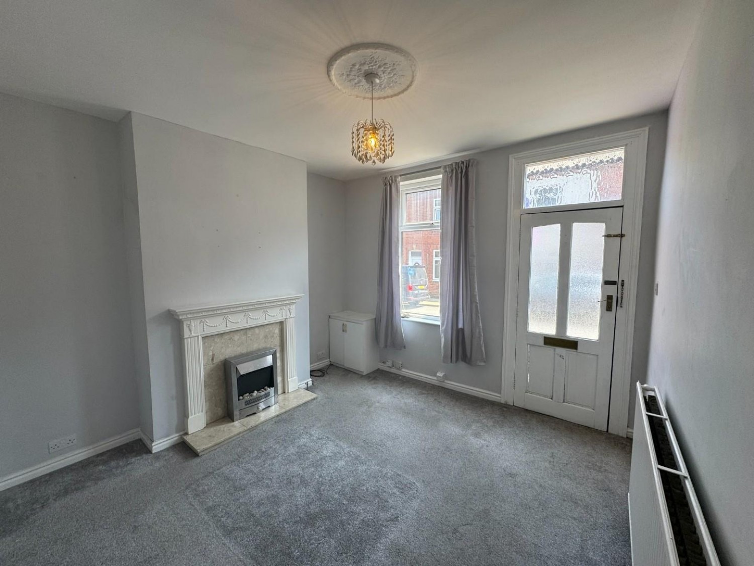 2 bedroom House to let in Smawthorne Grove, Castleford