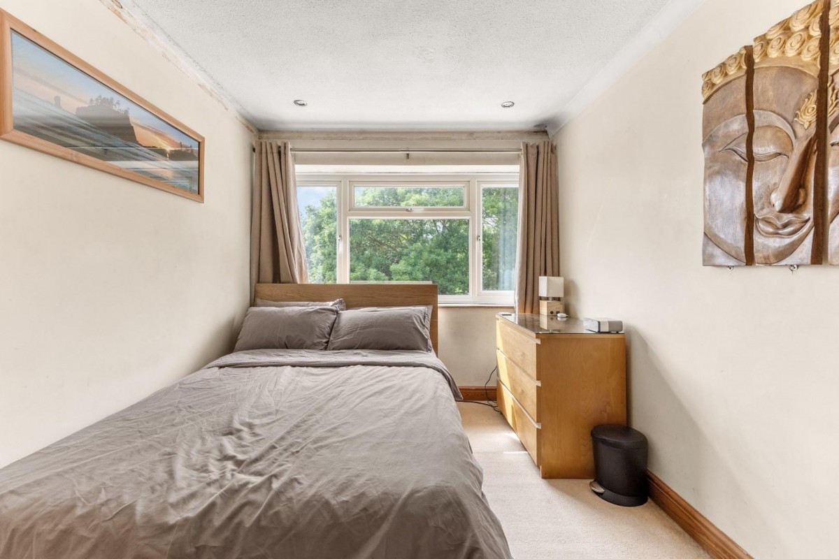 Longway Avenue, Bristol