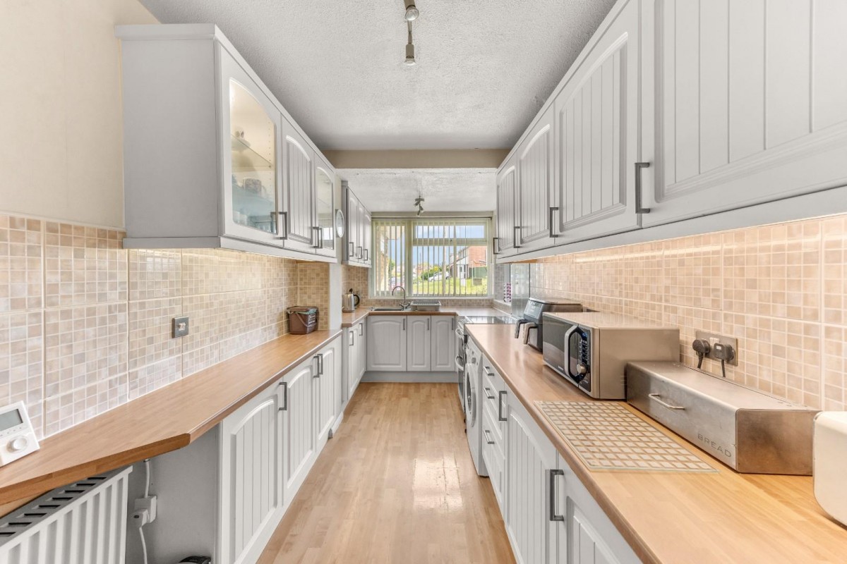 Longway Avenue, Bristol