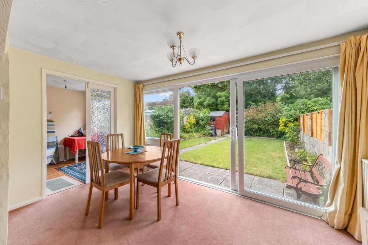 Longway Avenue, Bristol