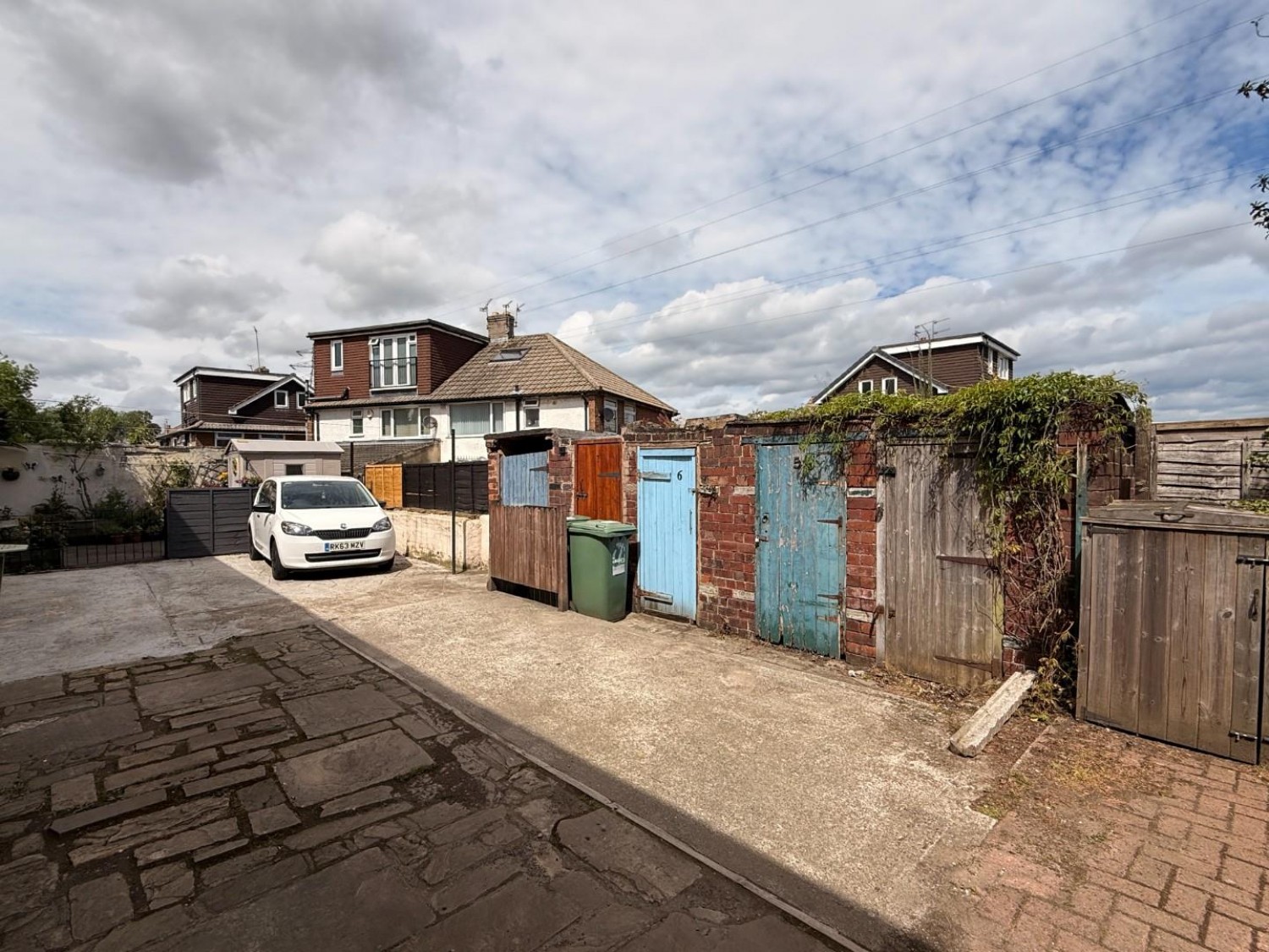 Womersley Place, Stanningley, Pudsey