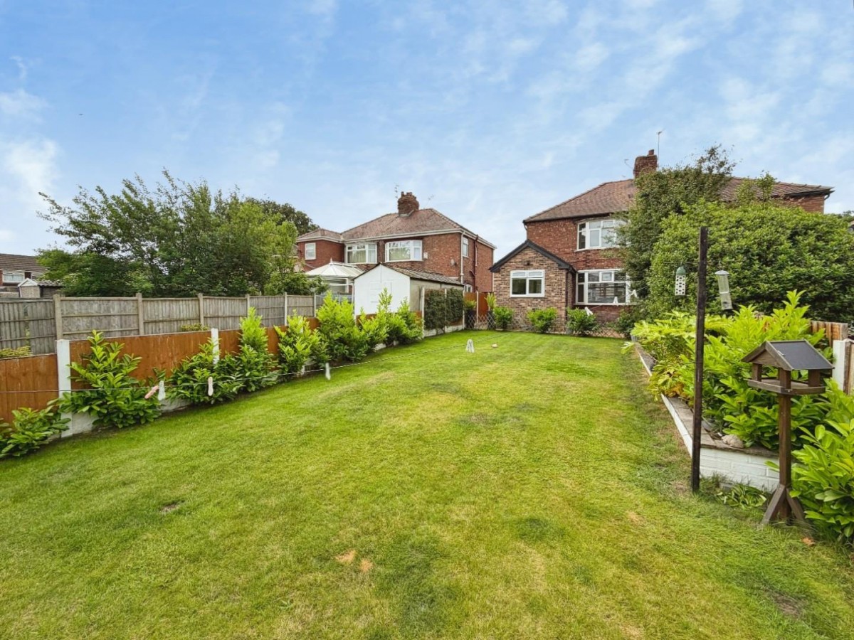 Crosthwaite Avenue, Eastham