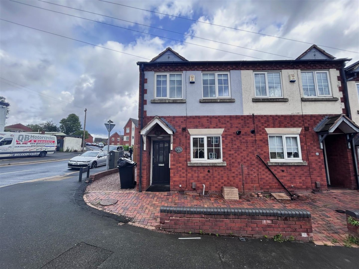 High Street, Quarry Bank, DY5 2AD