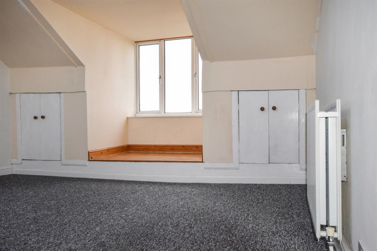 Airedale College Mount, Bradford, BD3 0JU
