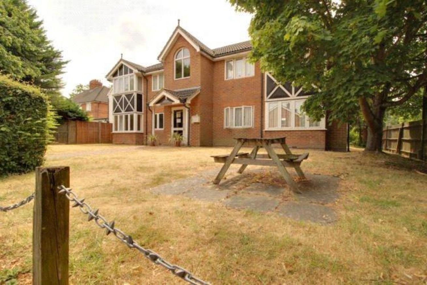 Shepherds Lane, Bracknell
