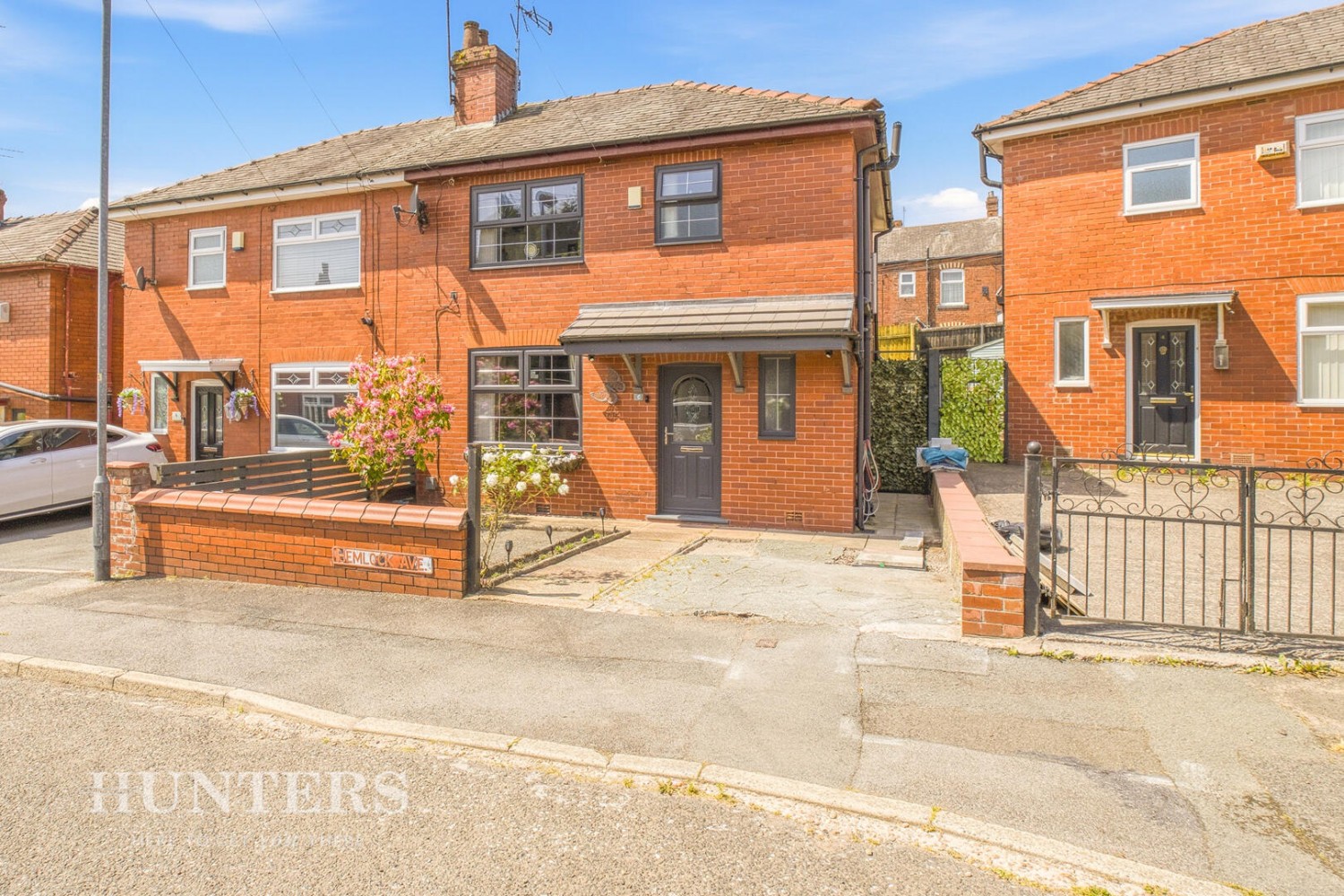 Hemlock Avenue, Oldham