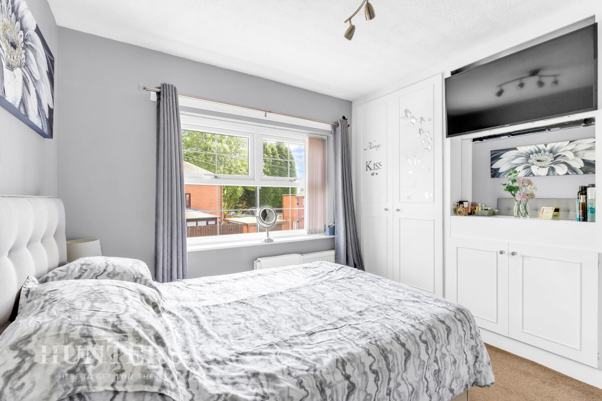 Hemlock Avenue, Oldham