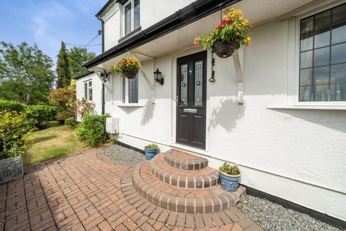 Wadbury Hill, Hunt End, Redditch