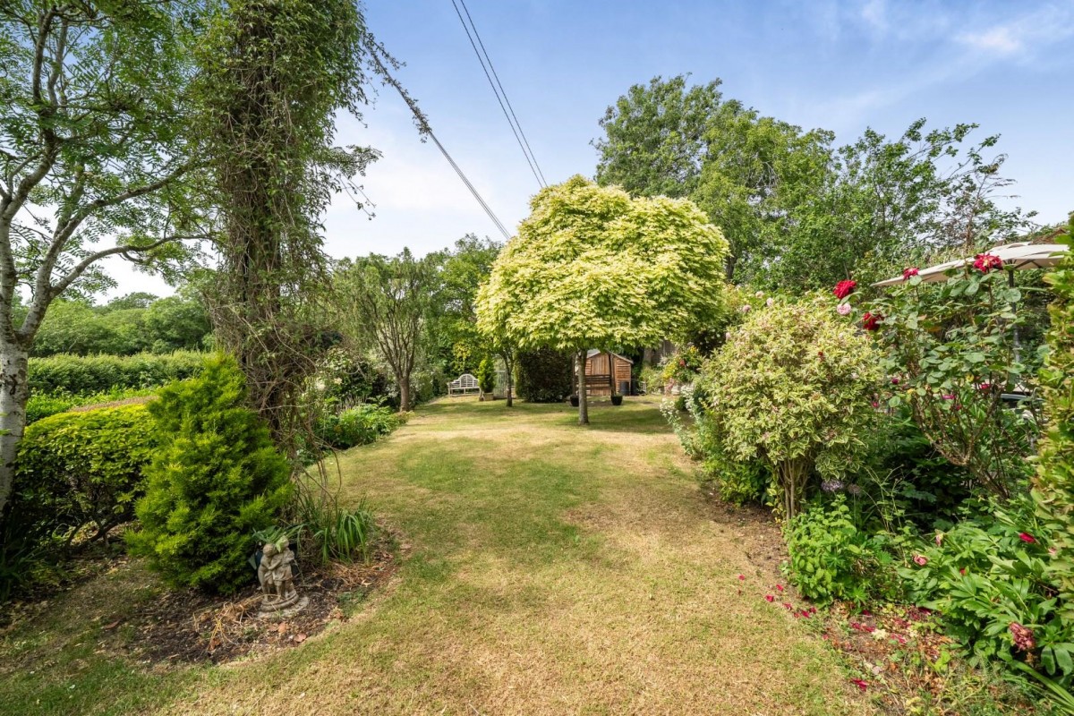 Wadbury Hill, Hunt End, Redditch