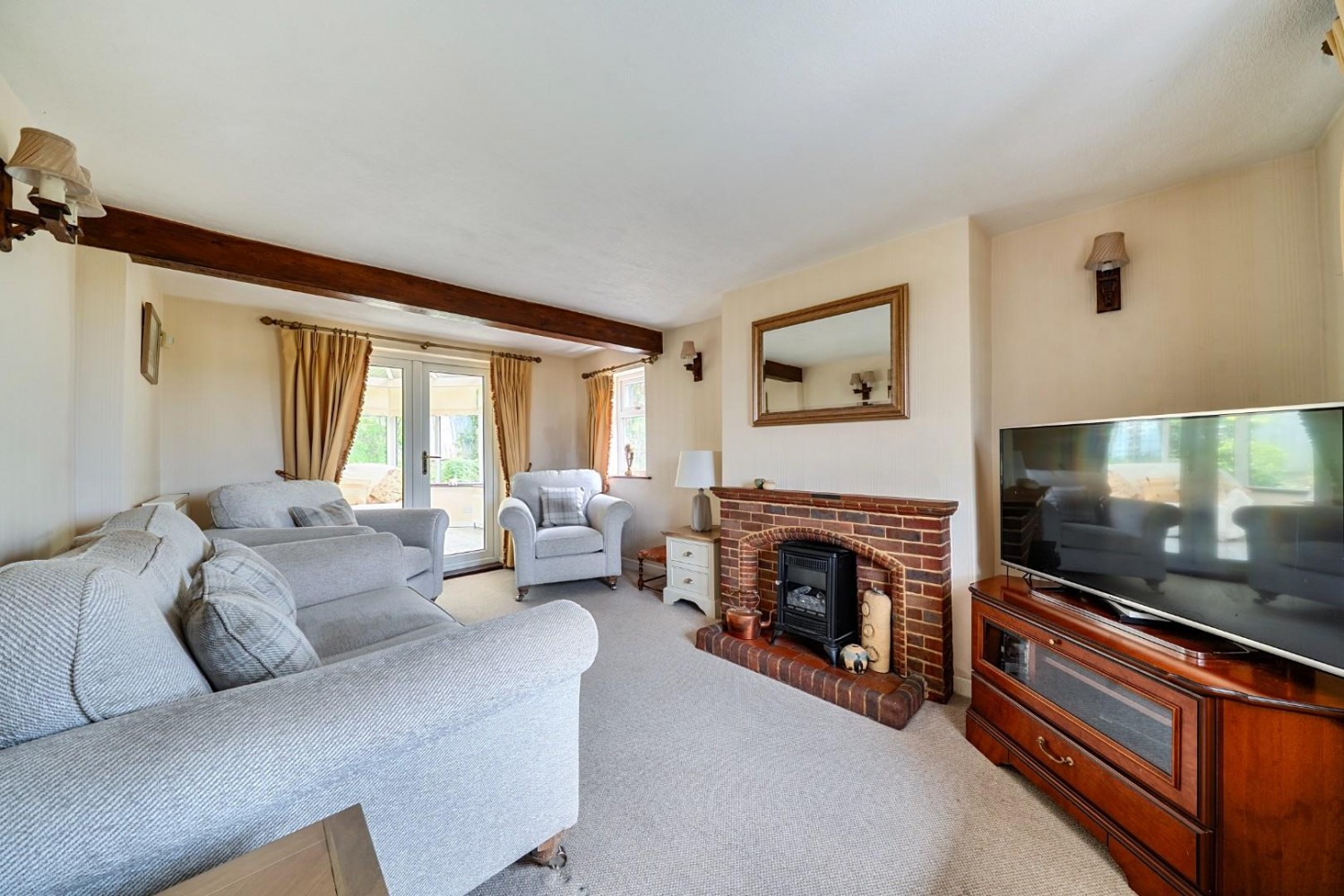 2 bedroom House for sale in Wadbury Hill, Hunt End, Redditch