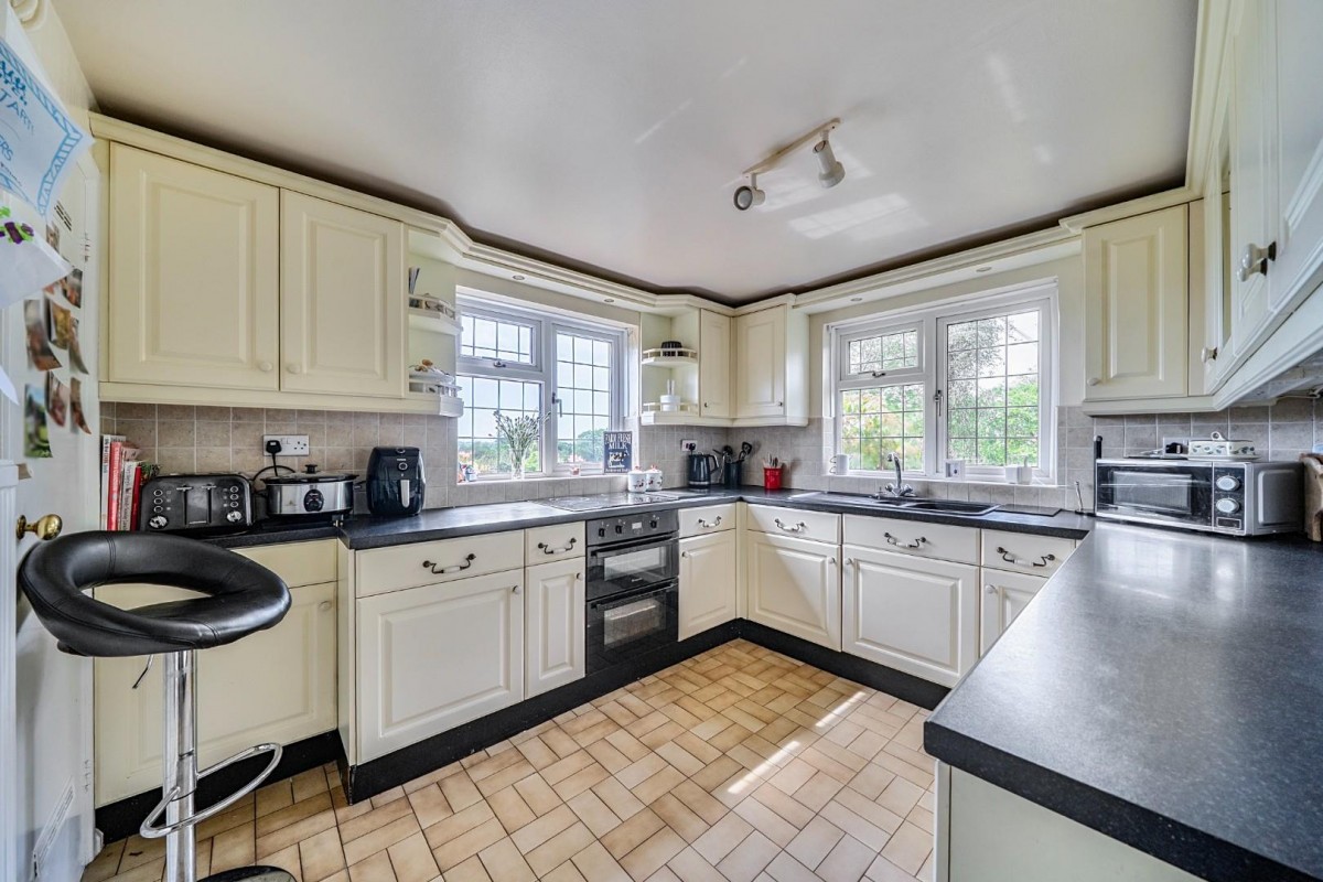 Wadbury Hill, Hunt End, Redditch