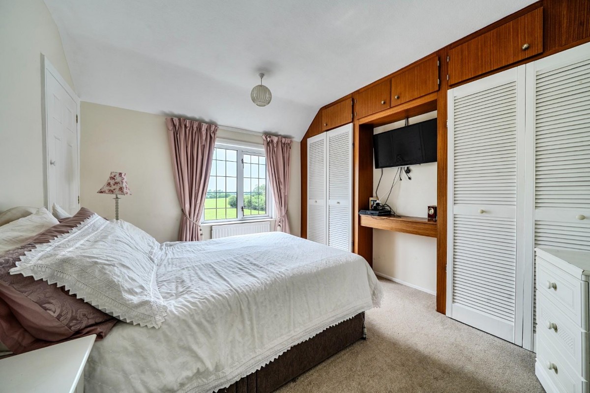 Wadbury Hill, Hunt End, Redditch