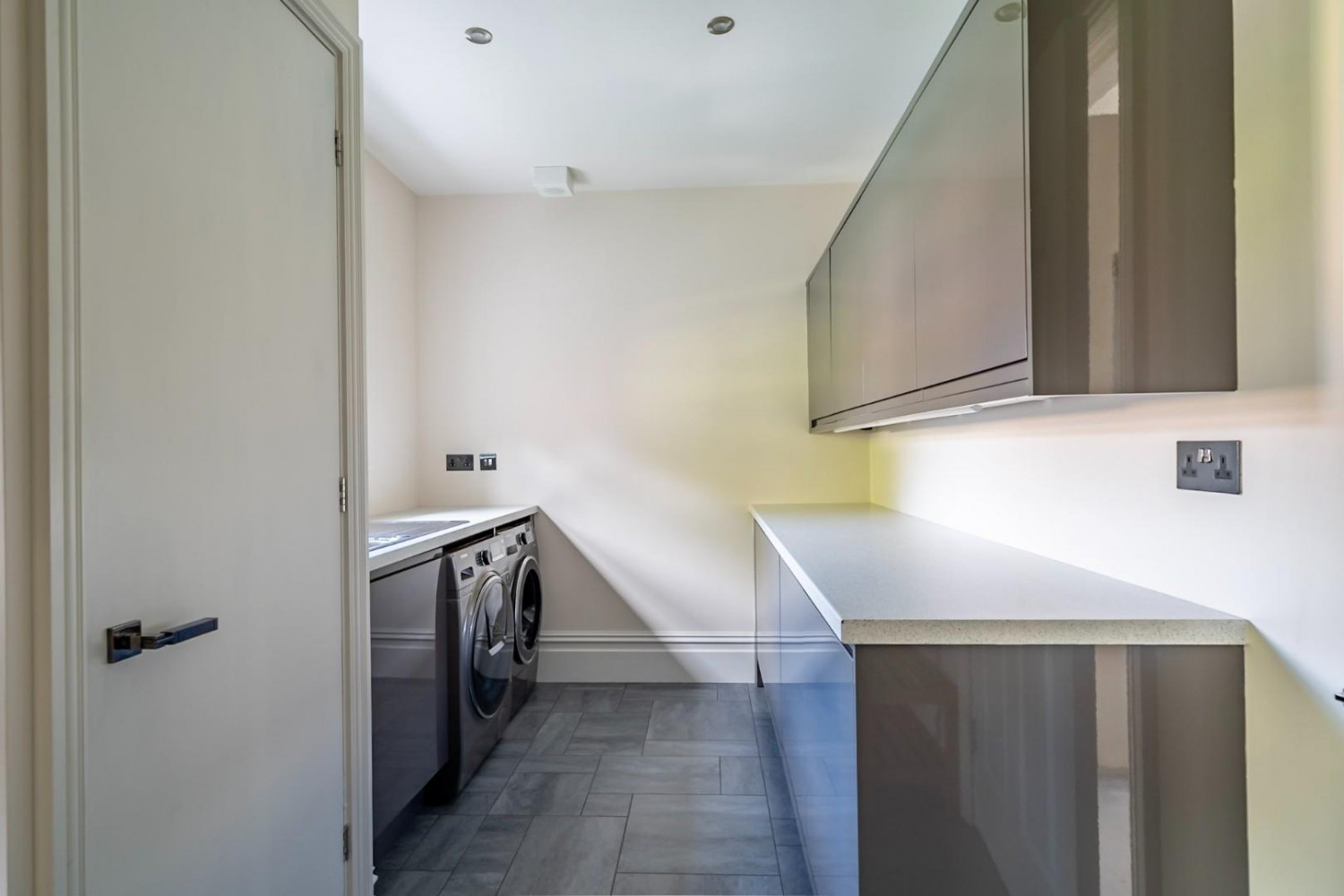 6 bedroom House to let in Tadcaster Road, York