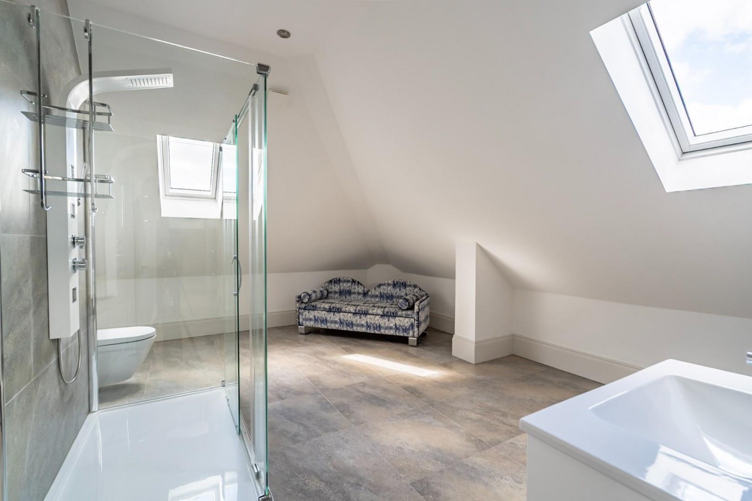 6 bedroom House to let in Tadcaster Road, York