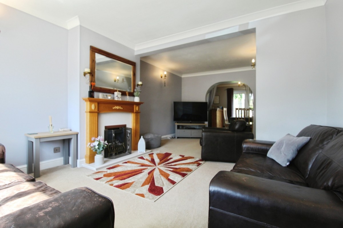 Cambridge Road, Wadesmill
