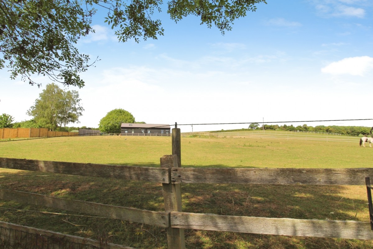 Cambridge Road, Wadesmill