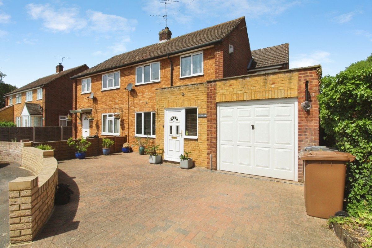 Cambridge Road, Wadesmill
